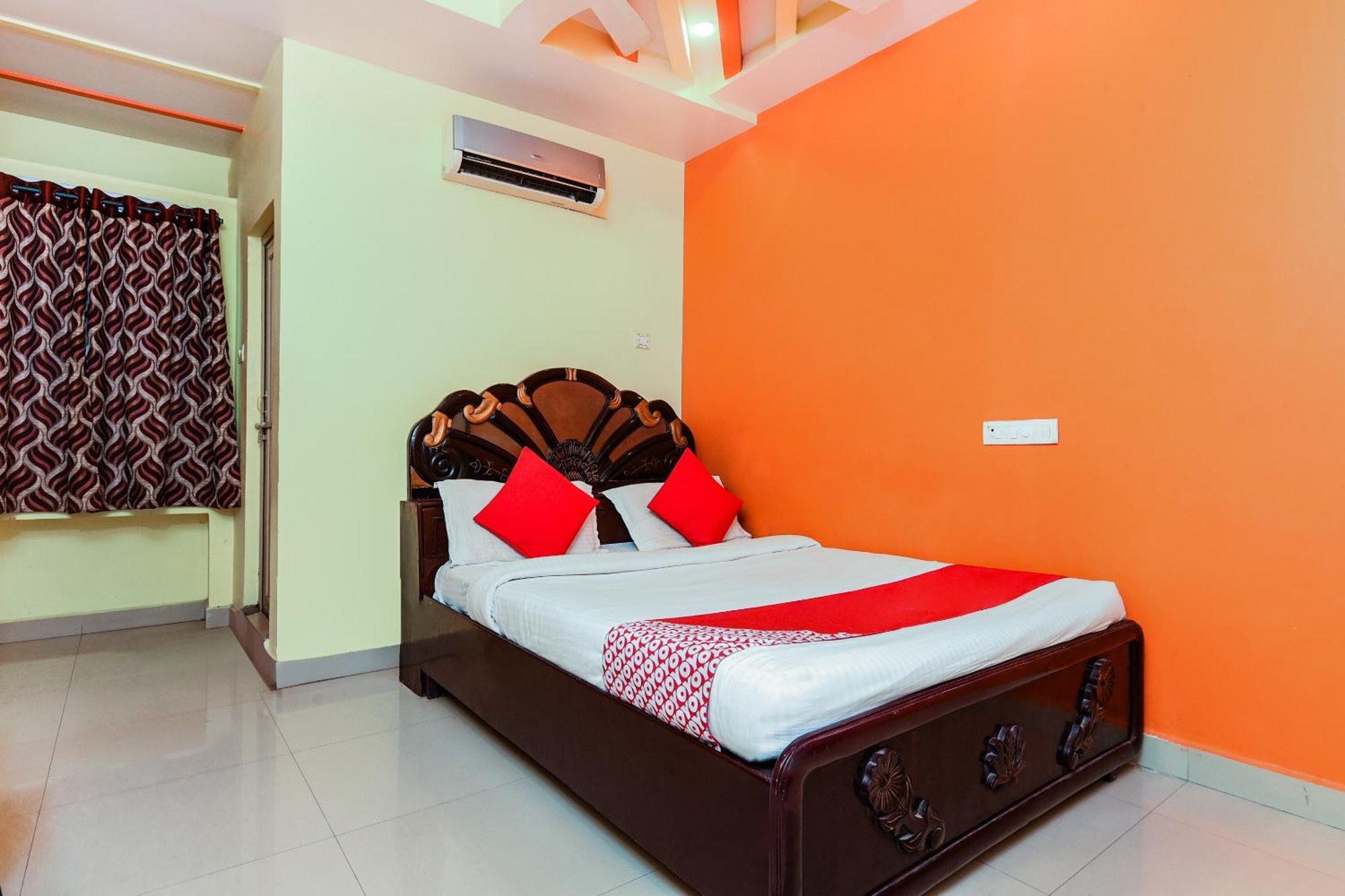 Hotel O Sindhura Guest House Raspari Palao Exterior foto