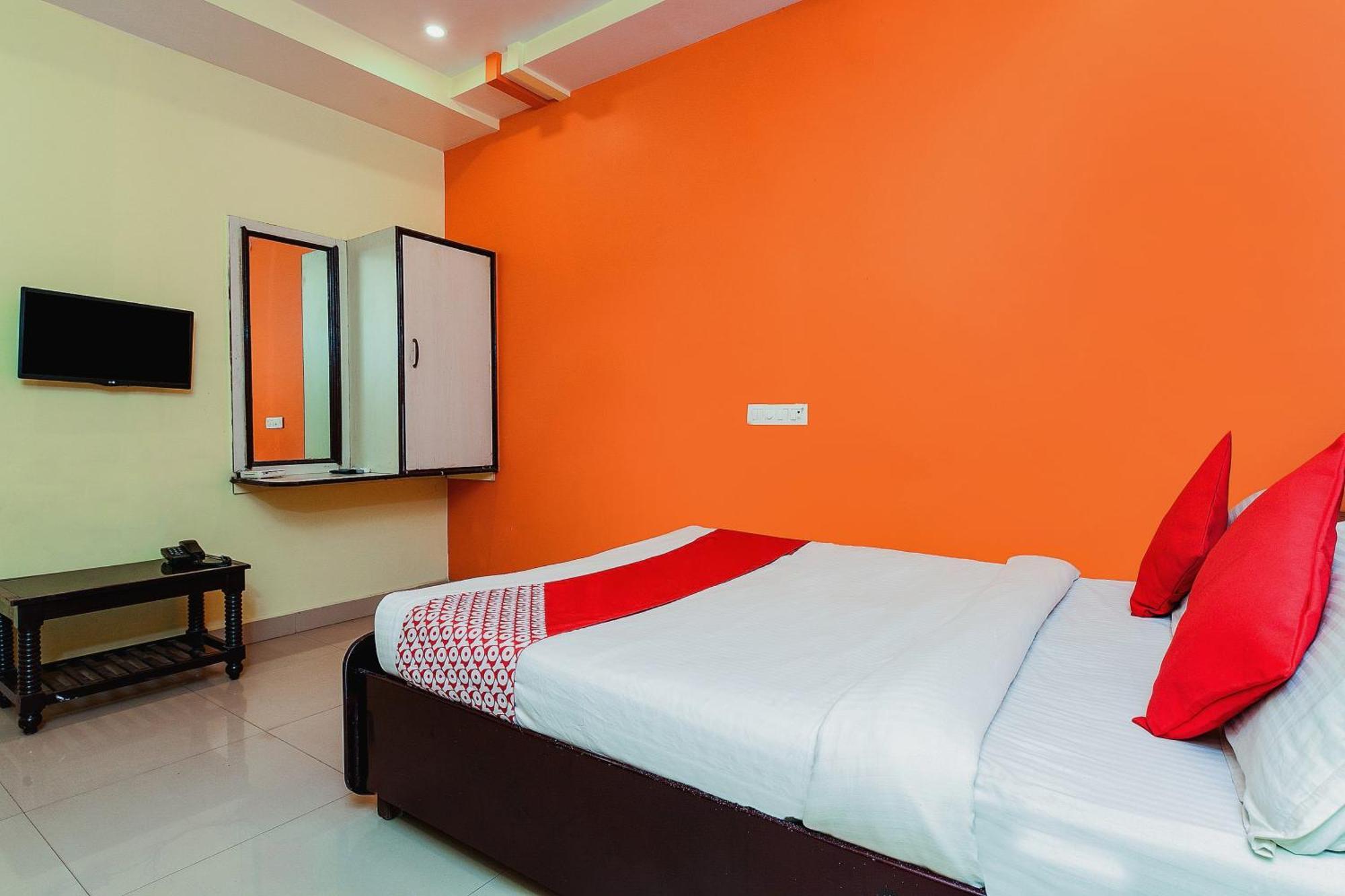 Hotel O Sindhura Guest House Raspari Palao Exterior foto